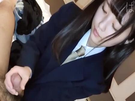 【無修正】ガチの制服美少女に生中出し free on - Ero Video 