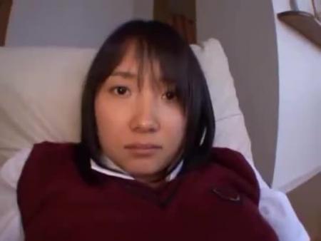 ガチ初パコ。処女マンコぶち抜かれた女子校生が号泣！ free on - Ero Video 