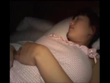 伝説の美巨乳女優  高井桃 free on - Ero Video 