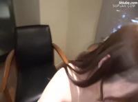 【立ちんぼ】最高レベルの顔面とA5ランク肉厚丸尻を併せ持つSレア立ちんぼが中イキ狂いで部屋中を潮浸しに【ホ別生3＋撮影3？ Y・22歳Bカップ】