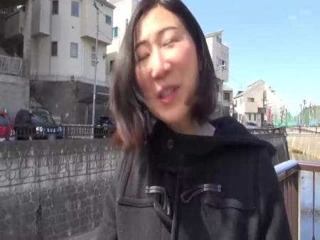 五十路・六十路まだまだ**！妊娠の心配ないおばさんは快楽を素直に楽しむ為にAV出演！？ free on - Ero Video 